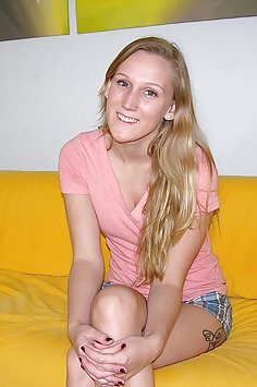 Amateur Blonde Teen Girlfriend Gemma - True Amateur Models